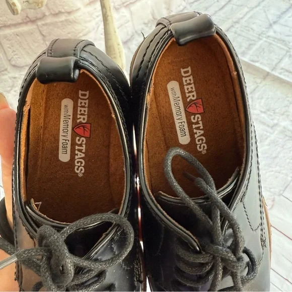 Deer Stag’s Zander Black Leather Shoes  With Memory Foam Kids Size 2.5 M - Picture 2 of 9